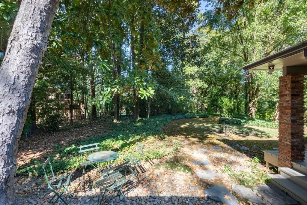 3144 E Wood Valley Road Nw, Atlanta, Georgia 30327, 3 Bedrooms Bedrooms, ,3 BathroomsBathrooms,Residential,For Sale,3144 E Wood Valley Road Nw,7670094 3144 E Wood Valley Road Nw, Atlanta, Georgia 30327, 3 Bedrooms Bedrooms, ,3 BathroomsBathrooms,Residential,For Sale,3144 E Wood Valley Road Nw,7670094