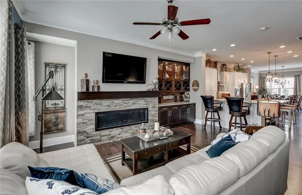 1612 Durden Road Ne, Brookhaven, Georgia 30319, 3 Bedrooms Bedrooms, ,3 BathroomsBathrooms,Residential,Sold,1612 Durden Road Ne,5909070