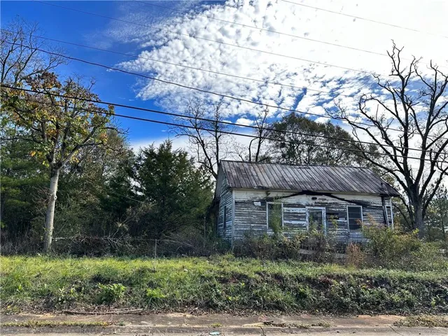 62 Washington Drive, Forsyth, Georgia 31029