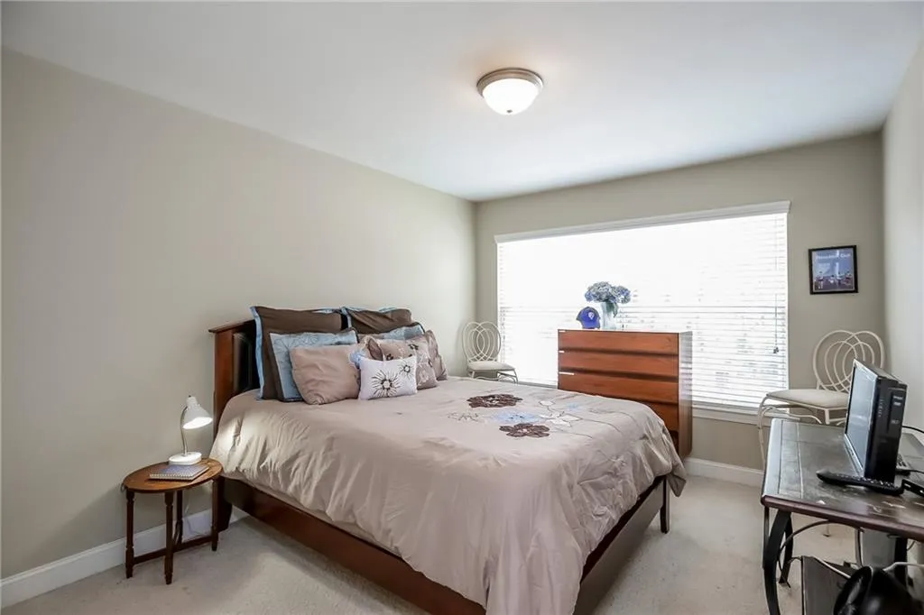 6980 Roswell Road Ne Unit A1, Atlanta, Georgia 30328, 3 Bedrooms Bedrooms, ,2 BathroomsBathrooms,Residential,Sold,6980 Roswell Road Ne Unit A1,5728471