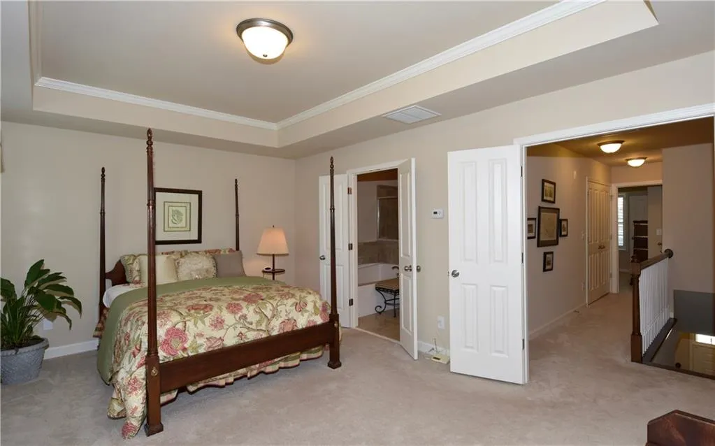 7305 Glisten Avenue, Atlanta, Georgia 30328, 3 Bedrooms Bedrooms, ,3 BathroomsBathrooms,Residential,Sold,7305 Glisten Avenue,5707174