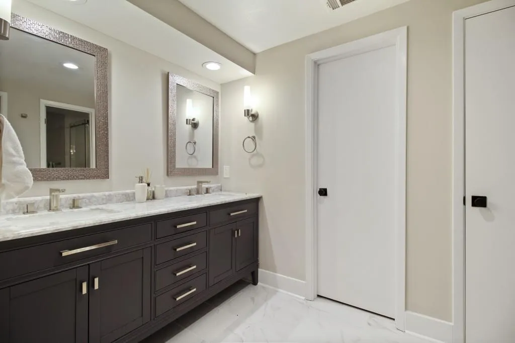 980 Riverside Trace, Sandy Springs, Georgia 30328, 4 Bedrooms Bedrooms, ,3 BathroomsBathrooms,Residential,Sold,980 Riverside Trace,7415175 980 Riverside Trace, Sandy Springs, Georgia 30328, 4 Bedrooms Bedrooms, ,3 BathroomsBathrooms,Residential,Sold,980 Riverside Trace,7415175