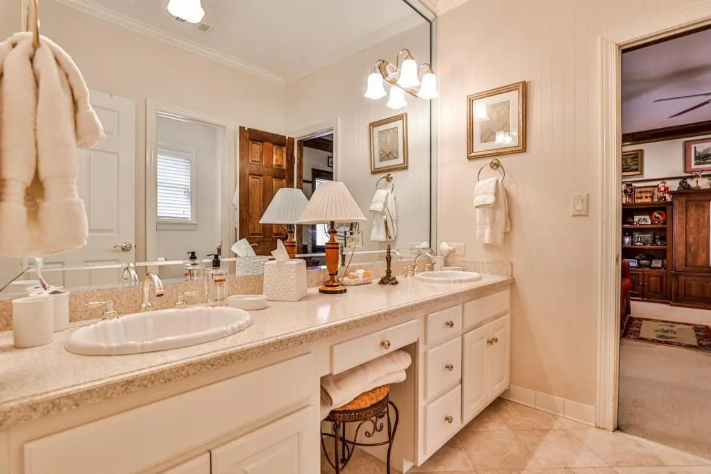 7525 Bridgegate Court, Atlanta, Georgia 30350, 5 Bedrooms Bedrooms, ,4 BathroomsBathrooms,Residential,Sold,7525 Bridgegate Court,6992556
