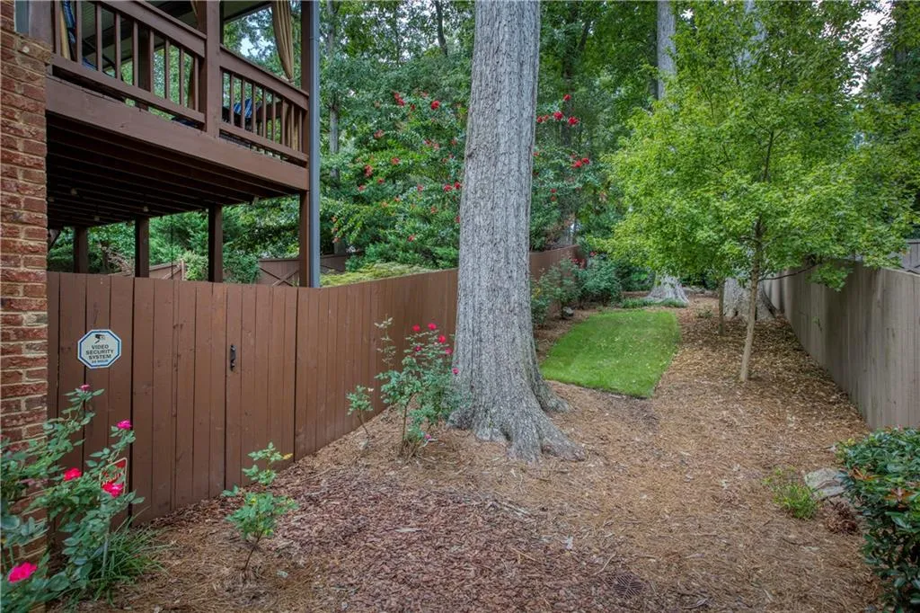 7981 Magnolia Square, Sandy Springs, Georgia 30350, 4 Bedrooms Bedrooms, ,3 BathroomsBathrooms,Residential,Sold,7981 Magnolia Square,6776256