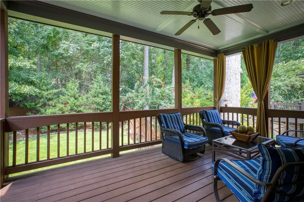 7981 Magnolia Square, Sandy Springs, Georgia 30350, 4 Bedrooms Bedrooms, ,3 BathroomsBathrooms,Residential,Sold,7981 Magnolia Square,6776256