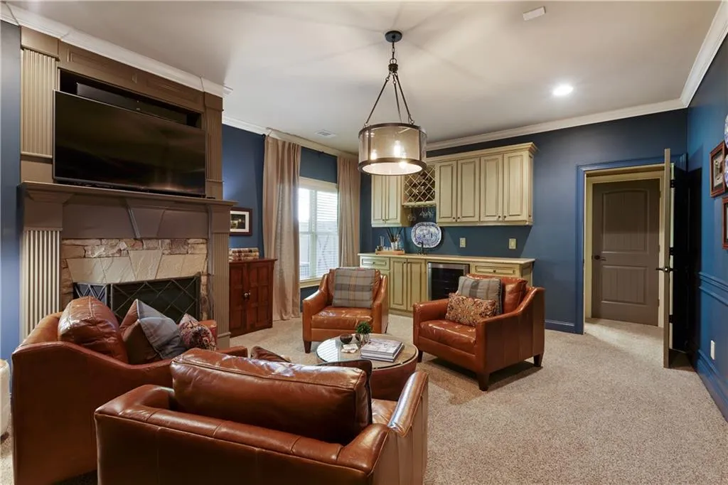 7981 Magnolia Square, Sandy Springs, Georgia 30350, 4 Bedrooms Bedrooms, ,3 BathroomsBathrooms,Residential,Sold,7981 Magnolia Square,6776256