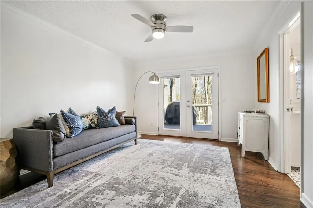 5045 Riverview Road, Atlanta, Georgia 30327, 5 Bedrooms Bedrooms, ,3 BathroomsBathrooms,Residential,Sold,5045 Riverview Road,7001720