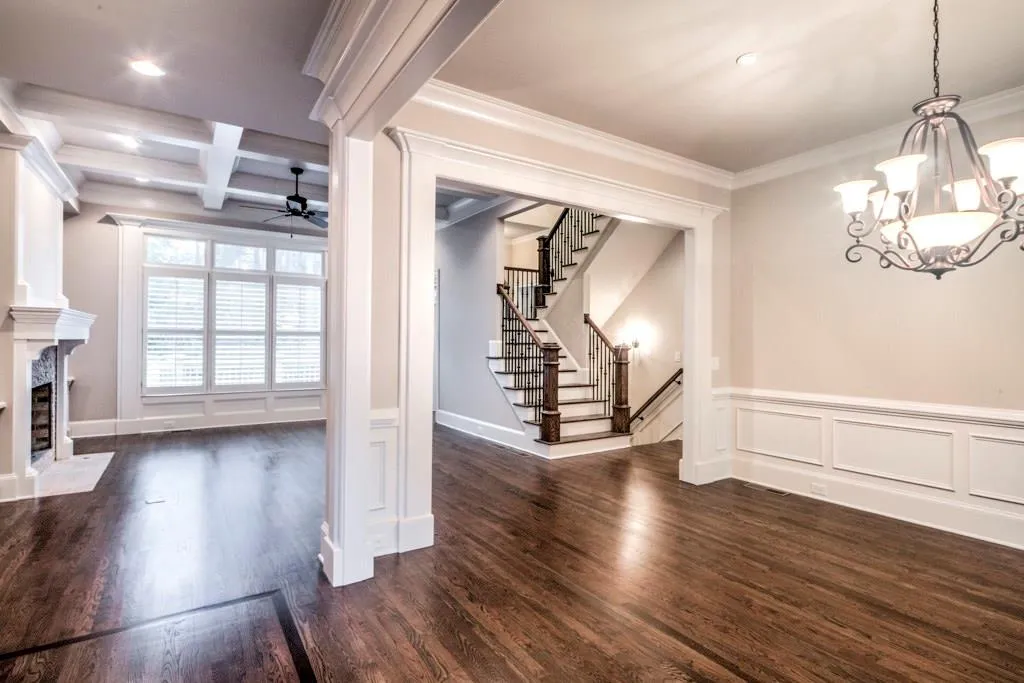 205 Skyridge Drive, Sandy Springs, Georgia 30350, 6 Bedrooms Bedrooms, ,5 BathroomsBathrooms,Residential,Sold,205 Skyridge Drive,5955205