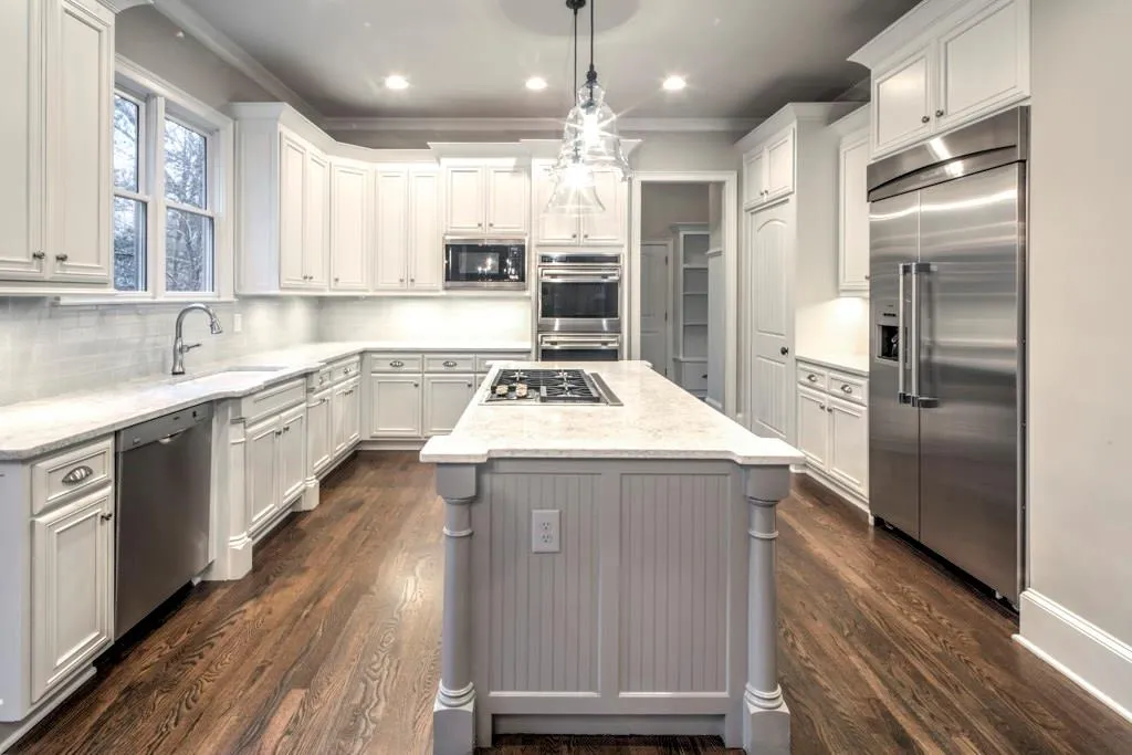 205 Skyridge Drive, Sandy Springs, Georgia 30350, 6 Bedrooms Bedrooms, ,5 BathroomsBathrooms,Residential,Sold,205 Skyridge Drive,5955205