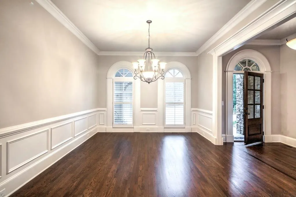 205 Skyridge Drive, Sandy Springs, Georgia 30350, 6 Bedrooms Bedrooms, ,5 BathroomsBathrooms,Residential,Sold,205 Skyridge Drive,5955205