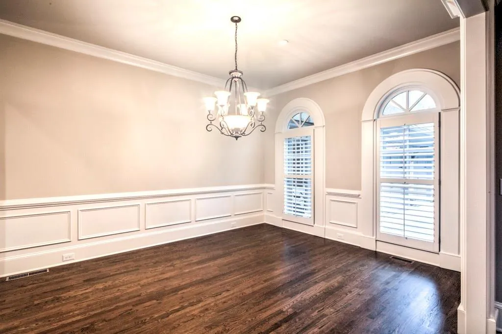 205 Skyridge Drive, Sandy Springs, Georgia 30350, 6 Bedrooms Bedrooms, ,5 BathroomsBathrooms,Residential,Sold,205 Skyridge Drive,5955205