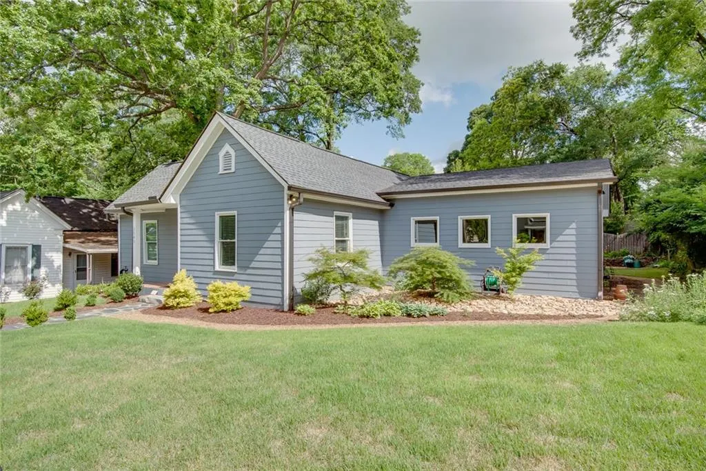 1143 Church Street Nw, Atlanta, Georgia 30318, 3 Bedrooms Bedrooms, ,2 BathroomsBathrooms,Residential,For Sale,1143 Church Street Nw,7578918