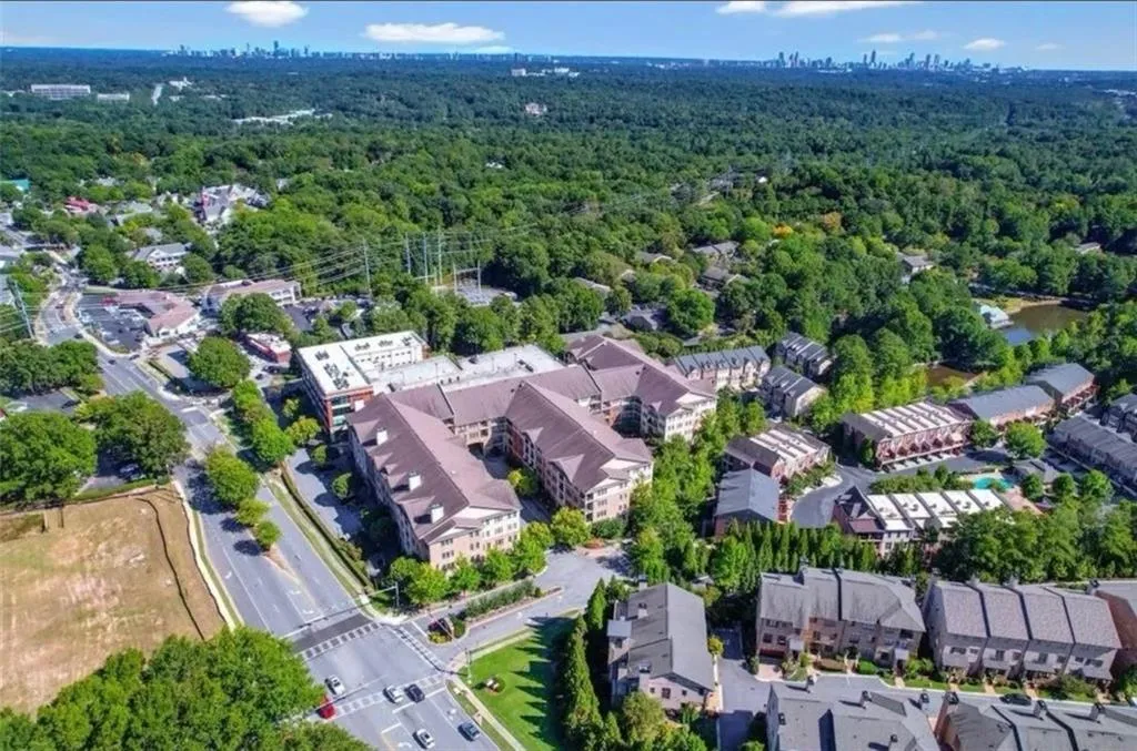 3621 Vinings Slope Se Unit 1432, Atlanta, Georgia 30339, 2 Bedrooms Bedrooms, ,2 BathroomsBathrooms,Residential,For Sale,3621 Vinings Slope Se Unit 1432,7629699