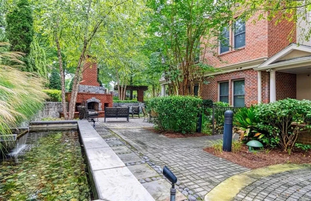 3621 Vinings Slope Se Unit 1432, Atlanta, Georgia 30339, 2 Bedrooms Bedrooms, ,2 BathroomsBathrooms,Residential,For Sale,3621 Vinings Slope Se Unit 1432,7629699