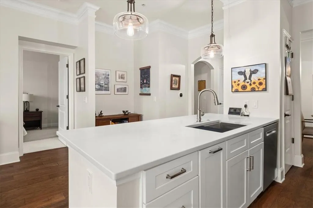 3621 Vinings Slope Se Unit 1432, Atlanta, Georgia 30339, 2 Bedrooms Bedrooms, ,2 BathroomsBathrooms,Residential,For Sale,3621 Vinings Slope Se Unit 1432,7629699