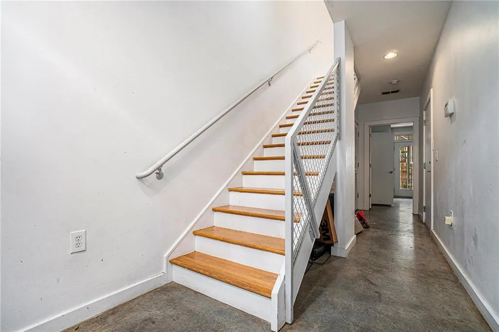 1300 Noguchi Mews Nw, Atlanta, Georgia 30318, 2 Bedrooms Bedrooms, ,2 BathroomsBathrooms,Residential,Sold,1300 Noguchi Mews Nw,7622020