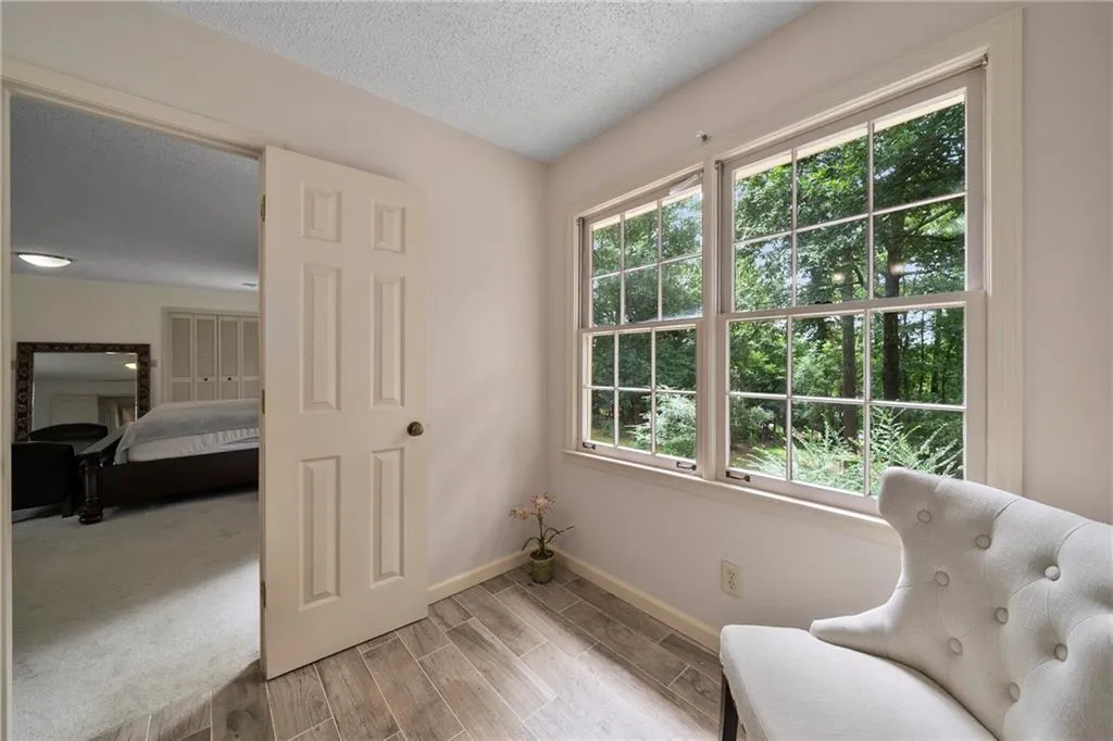 1640 Chevron Way, Sandy Springs, Georgia 30350, 4 Bedrooms Bedrooms, ,3 BathroomsBathrooms,Residential,Sold,1640 Chevron Way,6774319