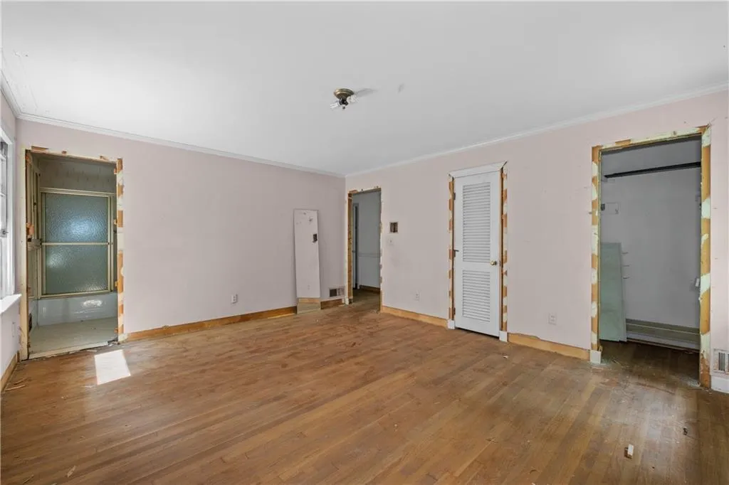 5820 Riverside Drive, Atlanta, Georgia 30327, 4 Bedrooms Bedrooms, ,3 BathroomsBathrooms,Residential,Sold,5820 Riverside Drive,7424270
