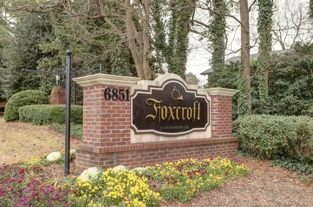 6851 Roswell Road Unit J16, Atlanta, Georgia 30328, 1 Bedroom Bedrooms, ,1 BathroomBathrooms,Residential,Sold,6851 Roswell Road Unit J16,6678038