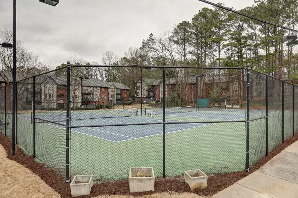 6851 Roswell Road Unit J16, Atlanta, Georgia 30328, 1 Bedroom Bedrooms, ,1 BathroomBathrooms,Residential,Sold,6851 Roswell Road Unit J16,6678038