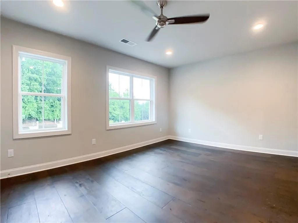 8005 Linfield Way, Sandy Springs, Georgia 30350, 3 Bedrooms Bedrooms, ,3 BathroomsBathrooms,Residential,Sold,8005 Linfield Way,6750449