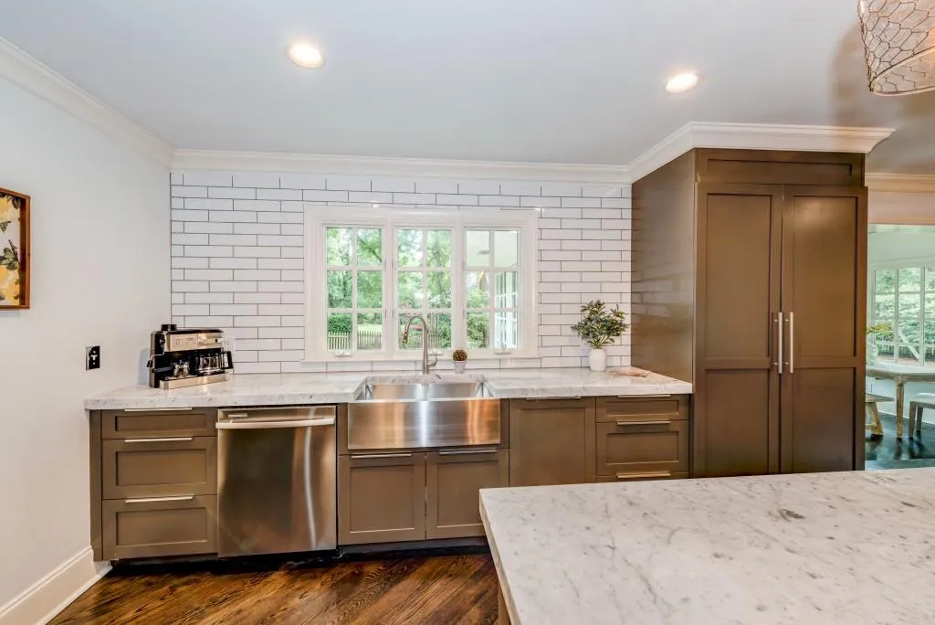 270 Hillside Drive, Atlanta, Georgia 30342, 3 Bedrooms Bedrooms, ,2 BathroomsBathrooms,Residential,Sold,270 Hillside Drive,6017067