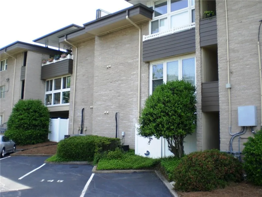 346 Carpenter Drive Unit 45, Atlanta, Georgia 30328, 2 Bedrooms Bedrooms, ,2 BathroomsBathrooms,Residential,Sold,346 Carpenter Drive Unit 45,6005105
