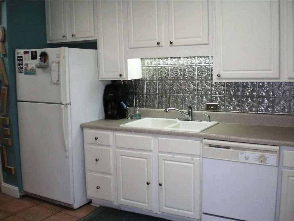 346 Carpenter Drive Unit 45, Atlanta, Georgia 30328, 2 Bedrooms Bedrooms, ,2 BathroomsBathrooms,Residential,Sold,346 Carpenter Drive Unit 45,6005105