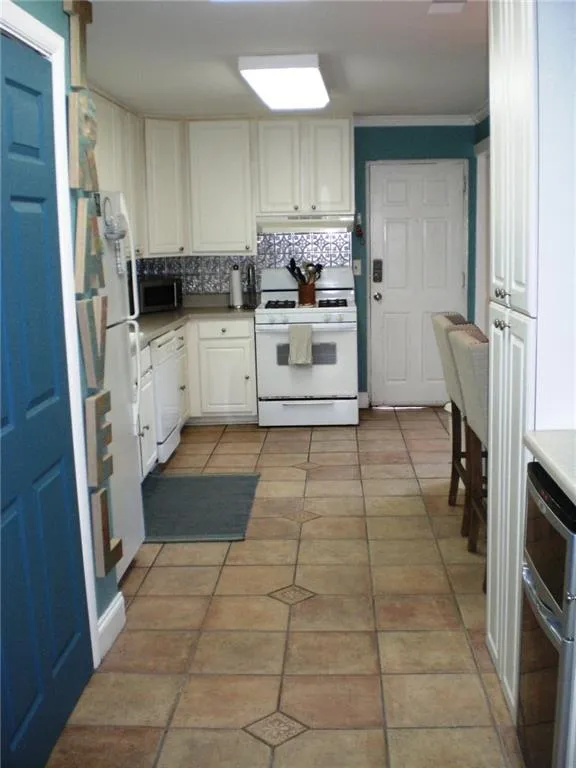 346 Carpenter Drive Unit 45, Atlanta, Georgia 30328, 2 Bedrooms Bedrooms, ,2 BathroomsBathrooms,Residential,Sold,346 Carpenter Drive Unit 45,6005105