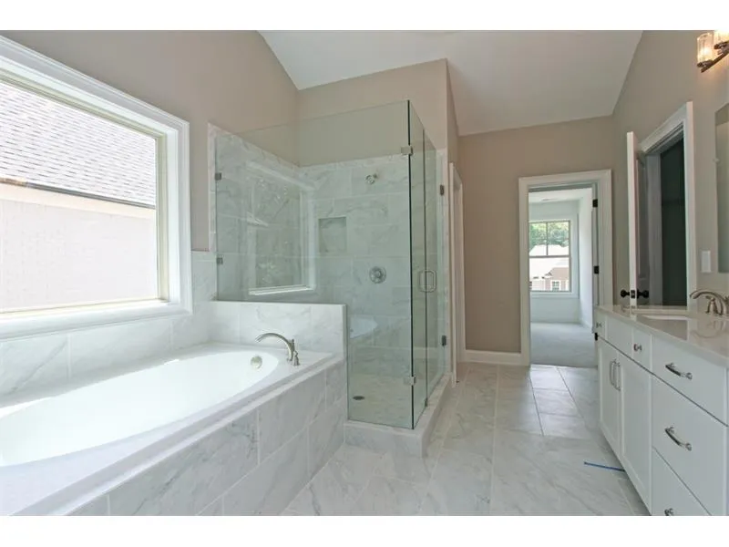 1015 Preswyck Way, Sandy Springs, Georgia 30328, 6 Bedrooms Bedrooms, ,5 BathroomsBathrooms,Residential,Sold,1015 Preswyck Way,5635339