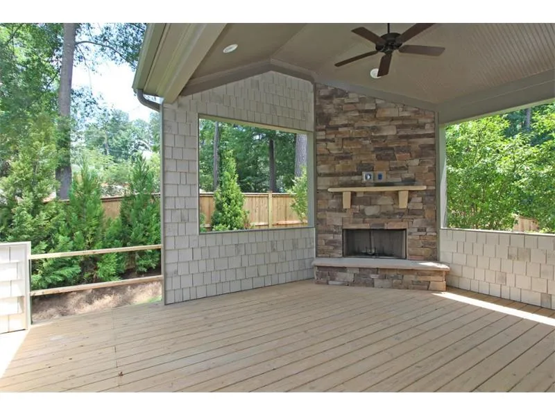 1015 Preswyck Way, Sandy Springs, Georgia 30328, 6 Bedrooms Bedrooms, ,5 BathroomsBathrooms,Residential,Sold,1015 Preswyck Way,5635339