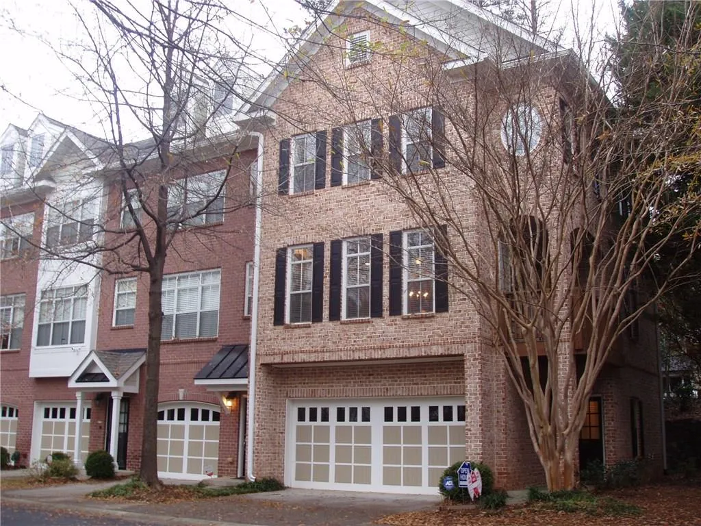 1096 Glenridge Place, Sandy Springs, Georgia 30342, 2 Bedrooms Bedrooms, ,2 BathroomsBathrooms,Residential,Sold,1096 Glenridge Place,6063232
