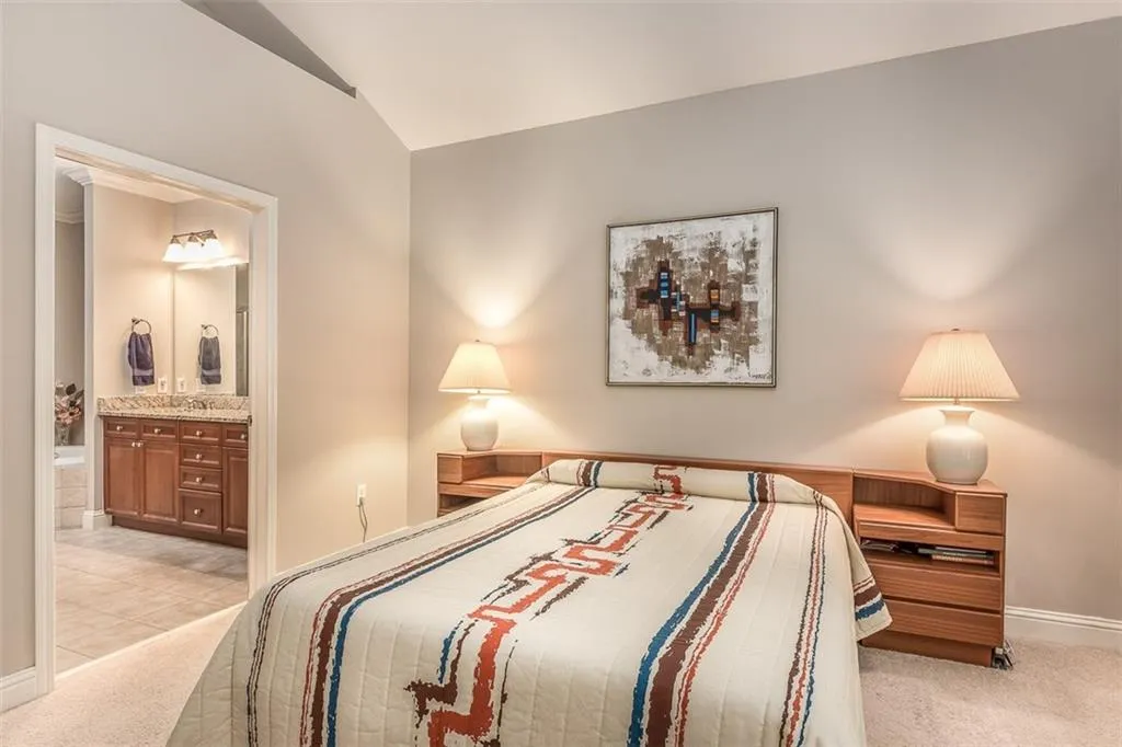 1096 Glenridge Place, Sandy Springs, Georgia 30342, 2 Bedrooms Bedrooms, ,2 BathroomsBathrooms,Residential,Sold,1096 Glenridge Place,6063232