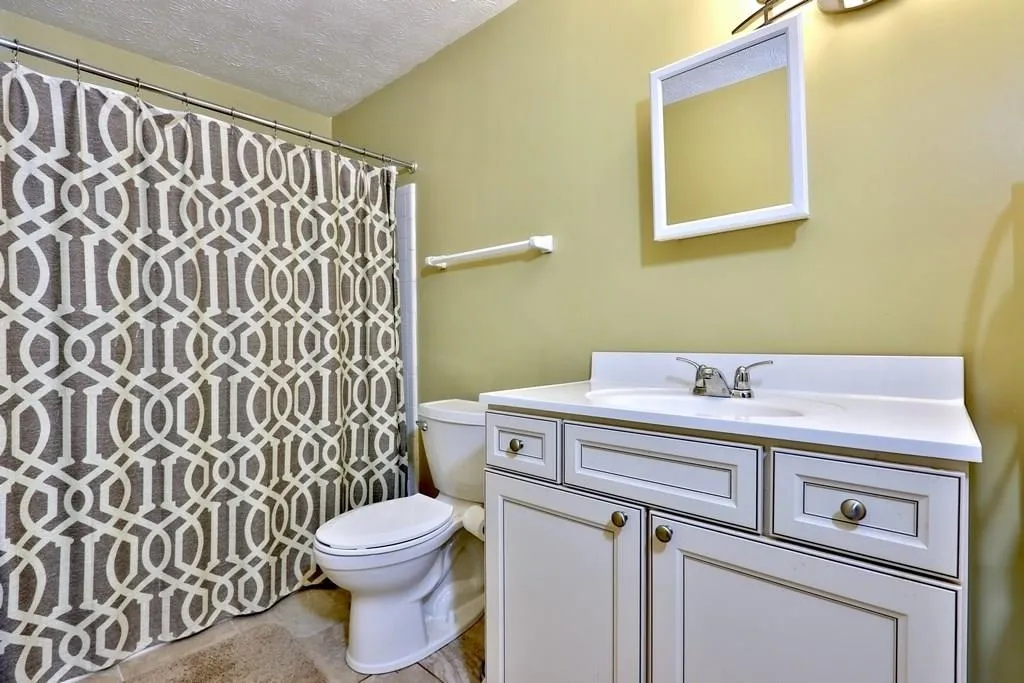 209 Gettysburg Place, Sandy Springs, Georgia 30350, 2 Bedrooms Bedrooms, ,2 BathroomsBathrooms,Residential,Sold,209 Gettysburg Place,6077391