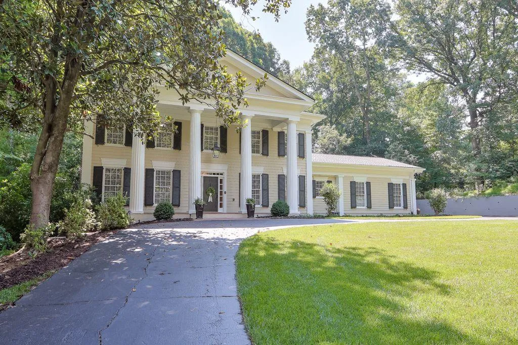 575 Valley Hall Drive, Sandy Springs, Georgia 30350, 6 Bedrooms Bedrooms, ,5 BathroomsBathrooms,Residential,For Sale,575 Valley Hall Drive,7601653