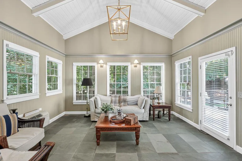 575 Valley Hall Drive, Sandy Springs, Georgia 30350, 6 Bedrooms Bedrooms, ,5 BathroomsBathrooms,Residential,For Sale,575 Valley Hall Drive,7601653