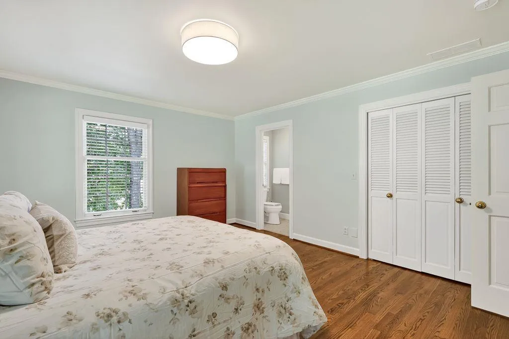 575 Valley Hall Drive, Sandy Springs, Georgia 30350, 6 Bedrooms Bedrooms, ,5 BathroomsBathrooms,Residential,For Sale,575 Valley Hall Drive,7601653