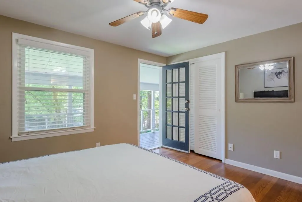 6870 Sunny Brook Lane, Sandy Springs, Georgia 30328, 4 Bedrooms Bedrooms, ,3 BathroomsBathrooms,Residential,Sold,6870 Sunny Brook Lane,6041191