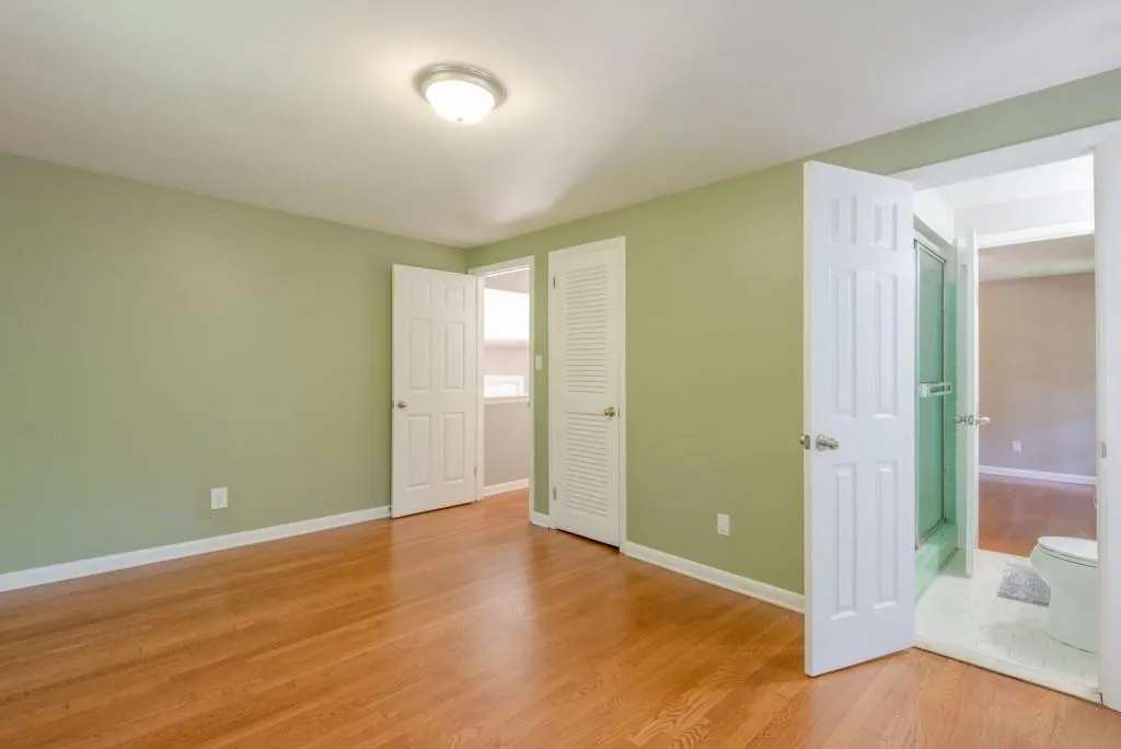 6870 Sunny Brook Lane, Sandy Springs, Georgia 30328, 4 Bedrooms Bedrooms, ,3 BathroomsBathrooms,Residential,Sold,6870 Sunny Brook Lane,6041191