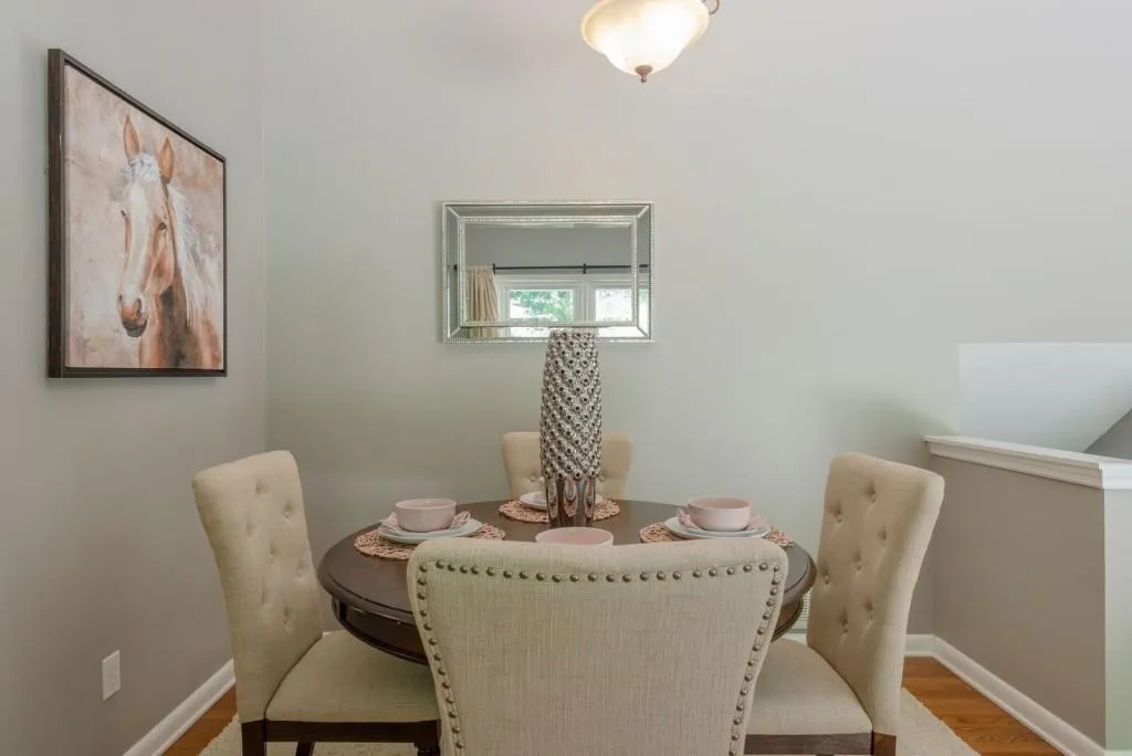 6870 Sunny Brook Lane, Sandy Springs, Georgia 30328, 4 Bedrooms Bedrooms, ,3 BathroomsBathrooms,Residential,Sold,6870 Sunny Brook Lane,6041191