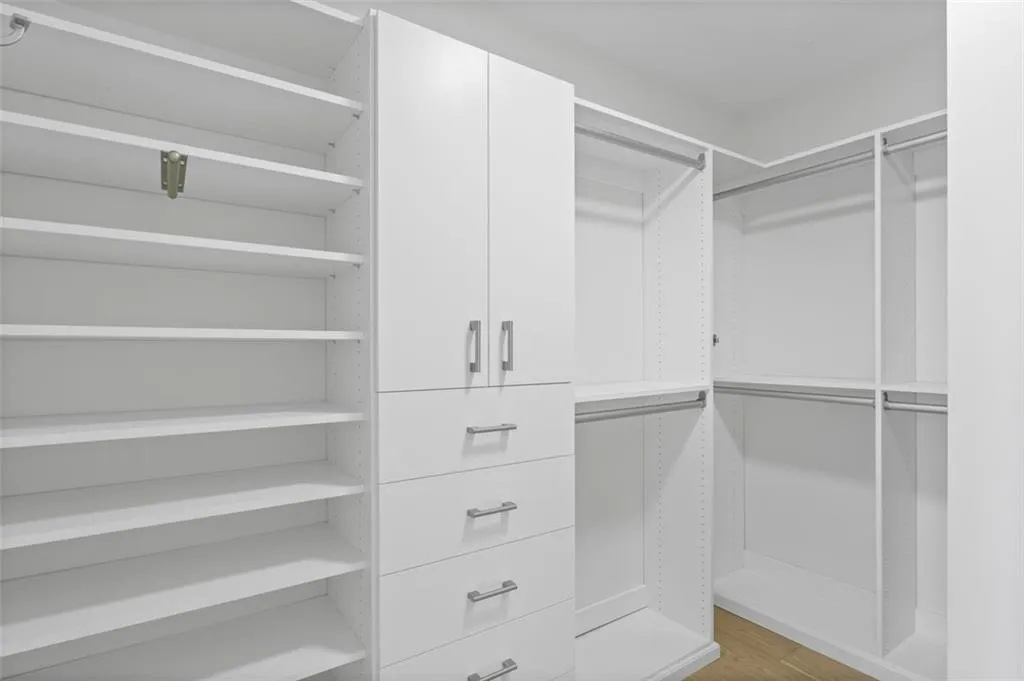 1080 Peachtree Street Unit 1703, Atlanta, Georgia 30309, 2 Bedrooms Bedrooms, ,2 BathroomsBathrooms,Residential,For Sale,1080 Peachtree Street Unit 1703,7664972