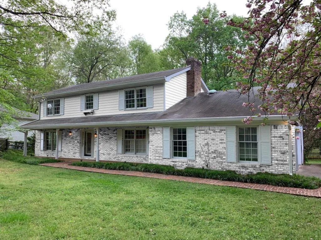 270 Glencourtney Drive, Sandy Springs, Georgia 30328, 4 Bedrooms Bedrooms, ,3 BathroomsBathrooms,Residential,Sold,270 Glencourtney Drive,6710965