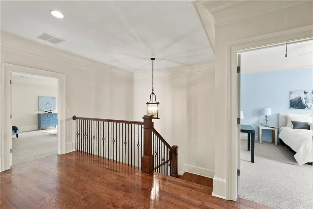 86 W Belle Isle Road, Atlanta, Georgia 30342, 4 Bedrooms Bedrooms, ,4 BathroomsBathrooms,Residential,Sold,86 W Belle Isle Road,7062061