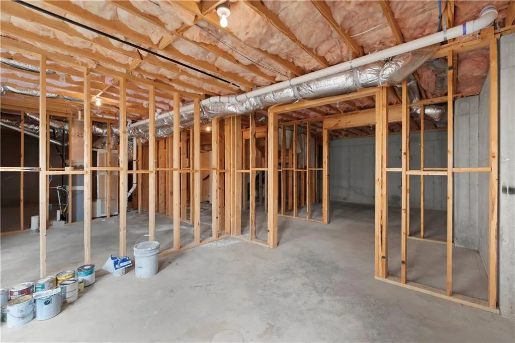 86 W Belle Isle Road, Atlanta, Georgia 30342, 4 Bedrooms Bedrooms, ,4 BathroomsBathrooms,Residential,Sold,86 W Belle Isle Road,7062061