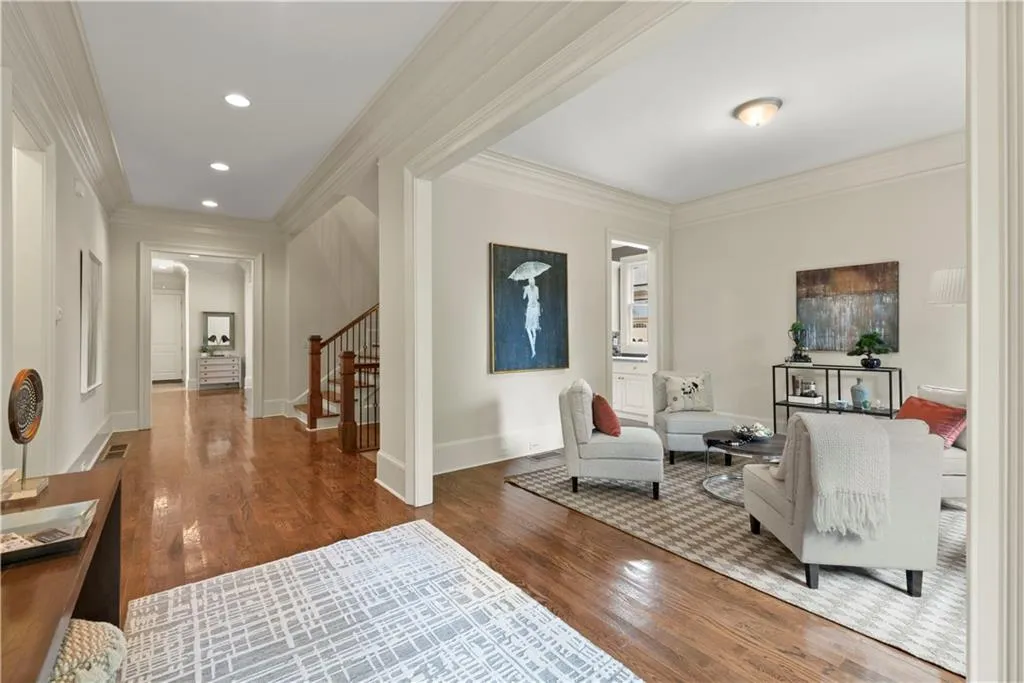 86 W Belle Isle Road, Atlanta, Georgia 30342, 4 Bedrooms Bedrooms, ,4 BathroomsBathrooms,Residential,Sold,86 W Belle Isle Road,7062061