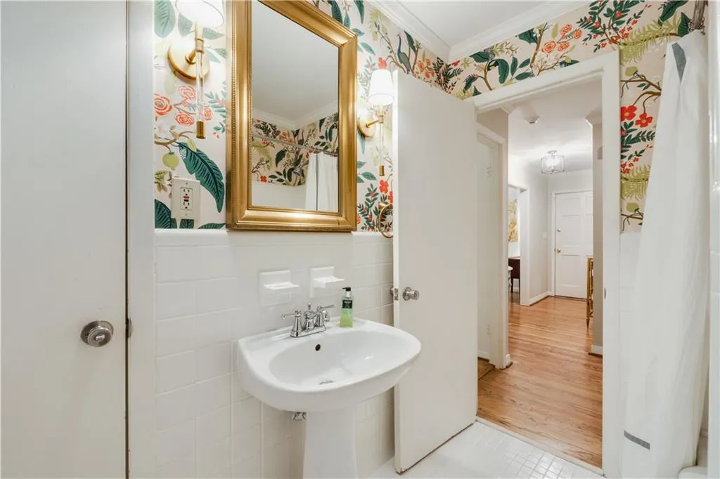 445 Highbrook Drive, Atlanta, Georgia 30342, 4 Bedrooms Bedrooms, ,3 BathroomsBathrooms,Residential,Sold,445 Highbrook Drive,7132734