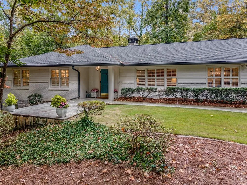 445 Highbrook Drive, Atlanta, Georgia 30342, 4 Bedrooms Bedrooms, ,3 BathroomsBathrooms,Residential,Sold,445 Highbrook Drive,7132734