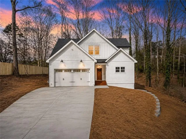 Beautiful CUSTOM AND NEW Home