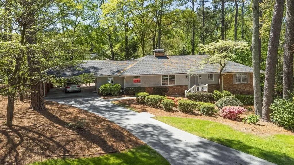 345 Montevallo Drive, Atlanta, Georgia 30342, 4 Bedrooms Bedrooms, ,3 BathroomsBathrooms,Residential,Sold,345 Montevallo Drive,7359390