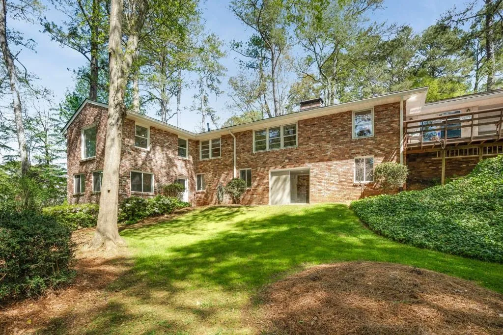 345 Montevallo Drive, Atlanta, Georgia 30342, 4 Bedrooms Bedrooms, ,3 BathroomsBathrooms,Residential,Sold,345 Montevallo Drive,7359390